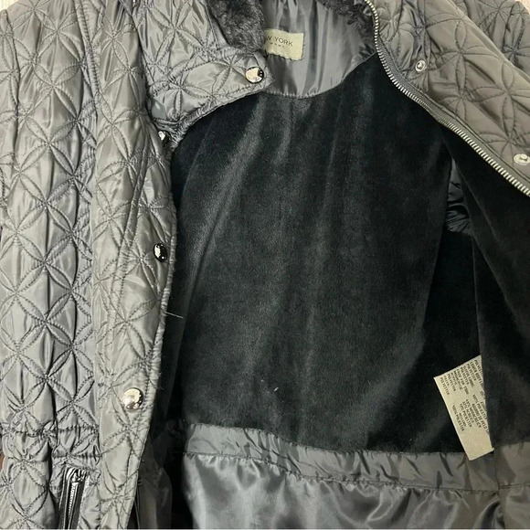 Andrew marc women’s winter jacket medium - Picture 3 of 10